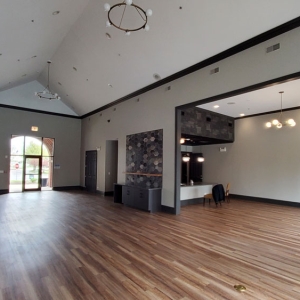 Apartment Clubhouse | Entryway and Main Room